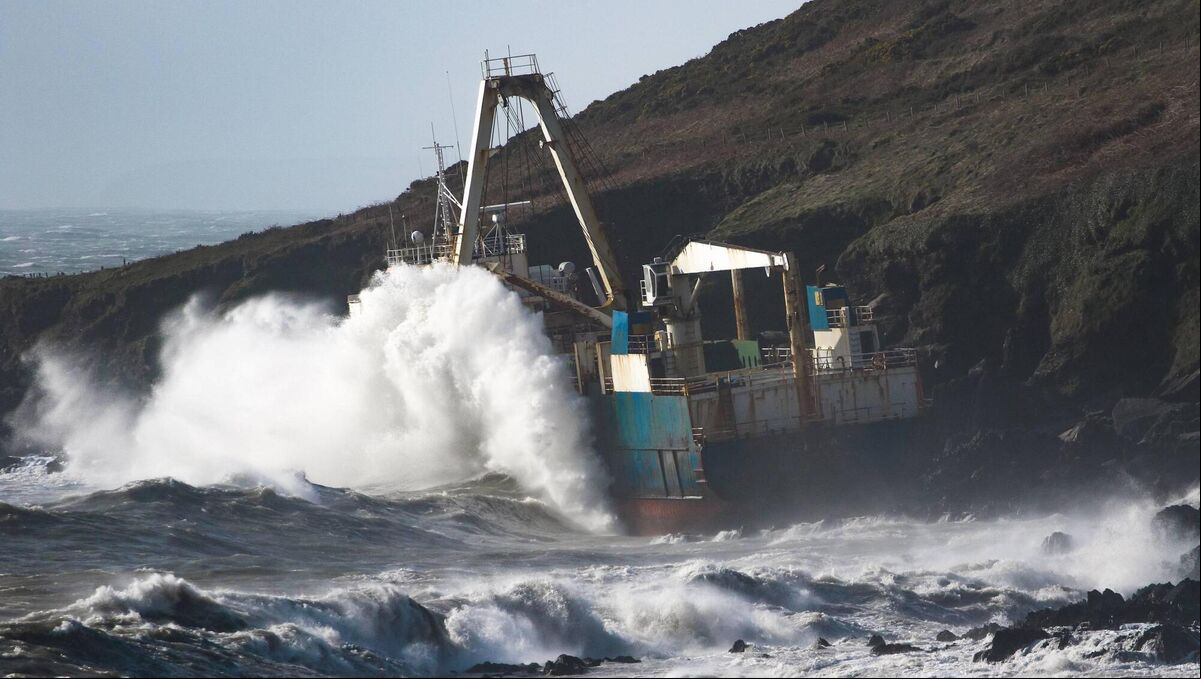Boat on the rocks in Ballyandreen, Ballycotton during Storm Dennis. Picture credit: Gemma Kelleher Boat on the rocks in Ballyandreen, Ballycotton during Storm Dennis. Picture credit: Gemma Kelleher