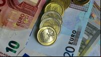Public servants earning more than €150k to receive pay restoration of 10% to 15%