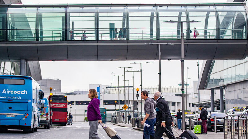 Army to be drafted in to help with security at Dublin airport Army to be drafted in to help with security at Dublin airport