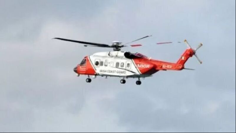 Man with young child dies while swimming at Co Clare beach Man with young child dies while swimming at Co Clare beach