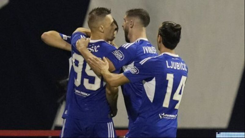 Chelsea suffer shock defeat to Dinamo Zagreb in Champions League opener Chelsea suffer shock defeat to Dinamo Zagreb in Champions League opener