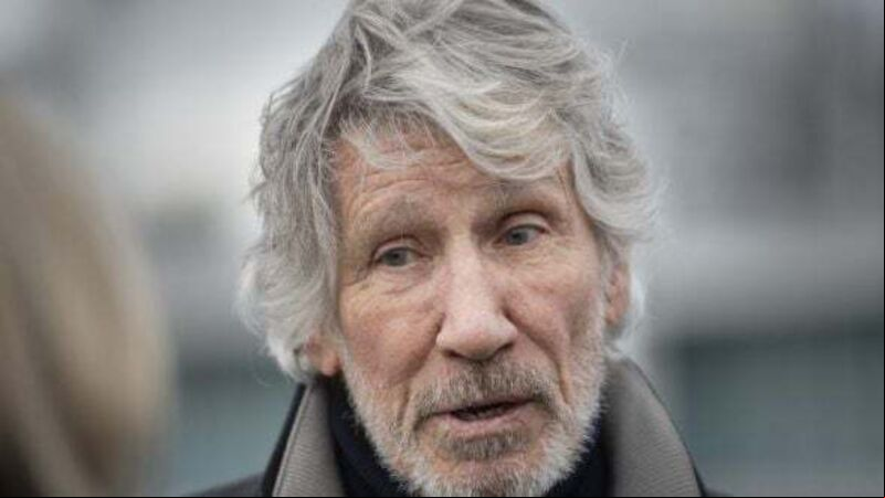 Roger Waters re-records Dark Side Of The Moon without rest of Pink Floyd Roger Waters re-records Dark Side Of The Moon without rest of Pink Floyd