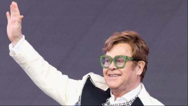 Elton John and Jennifer Lopez feature in star-studded Super Bowl commercials Elton John and Jennifer Lopez feature in star-studded Super Bowl commercials
