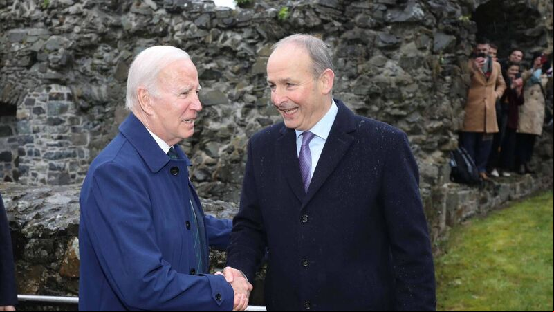 Biden receives warm welcome from waiting crowd in Dundalk visit Biden receives warm welcome from waiting crowd in Dundalk visit