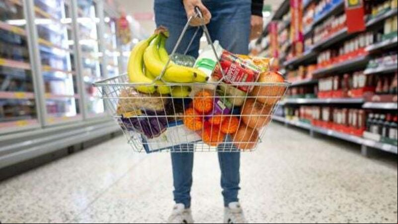 Supermarkets get six weeks to lower prices amid soaring food costs
