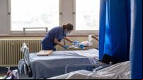 Seven-day rosters for health services 'practical way' to tackle overcrowding — INMO