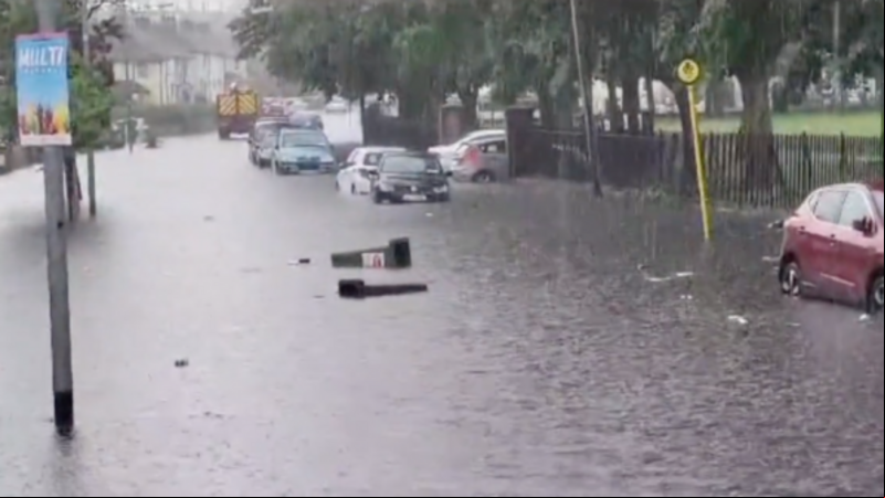 Thunderstorm warning for entire country as intense rainfall floods parts of Dublin Thunderstorm warning for entire country as intense rainfall floods parts of Dublin