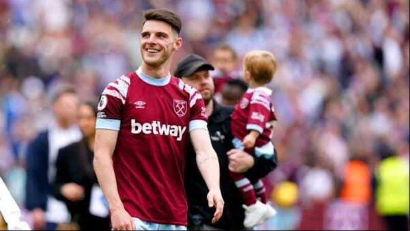 Football rumours: Arsenal hoping third bid enough to secure Declan Rice Football rumours: Arsenal hoping third bid enough to secure Declan Rice
