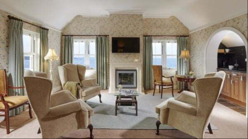 Competition time: Win a fantastic 2-night midweek break at Red Cliff Lodge Competition time: Win a fantastic 2-night midweek break at Red Cliff Lodge