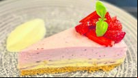 Recipe: Strawberries and Cream Cheesecake