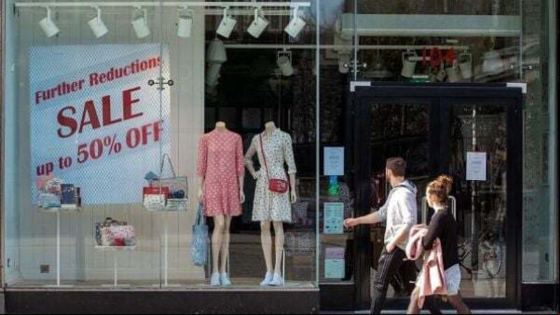 Consumer sentiment edges up for second successive month Consumer sentiment edges up for second successive month