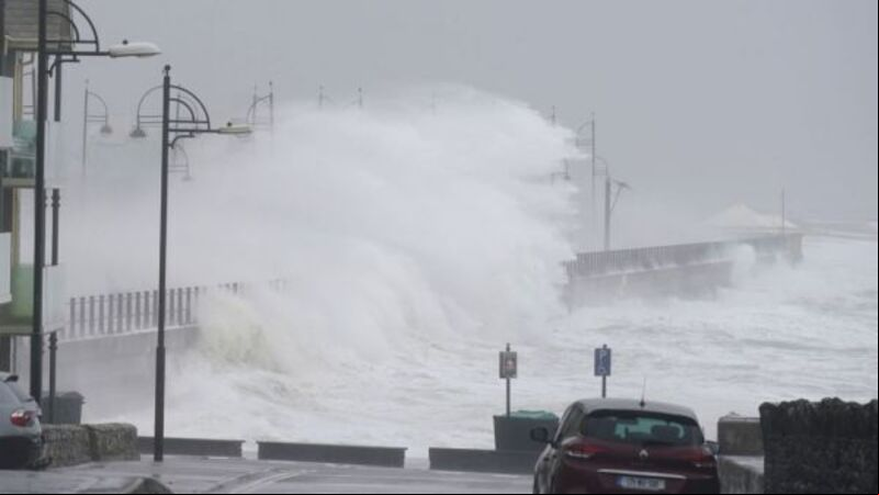 Blustery end to the year with alerts north and south Blustery end to the year with alerts north and south