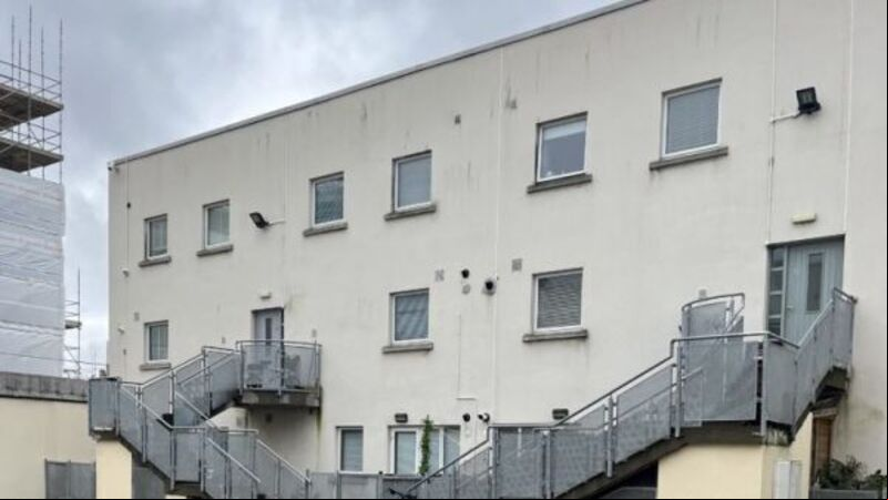 72-bed Dublin inner city housing complex where young families live 'over-run' by rats 72-bed Dublin inner city housing complex where young families live 'over-run' by rats