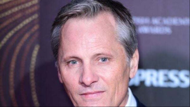 Viggo Mortensen shows for Ukraine at Glasgow festival premiere Viggo Mortensen shows for Ukraine at Glasgow festival premiere