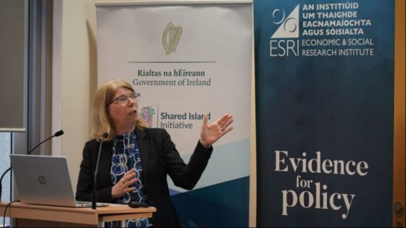 Women in Republic more likely to be low paid than in the North – report Women in Republic more likely to be low paid than in the North – report