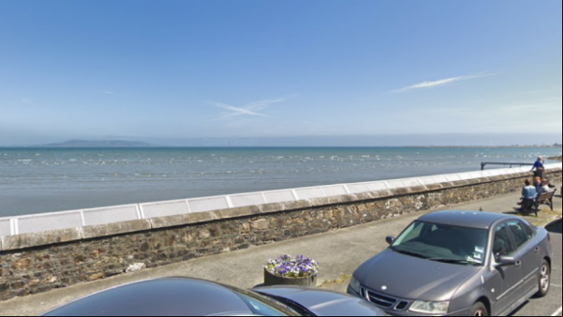 Swimmers advised to avoid popular south Dublin spot after water quality drops Swimmers advised to avoid popular south Dublin spot after water quality drops