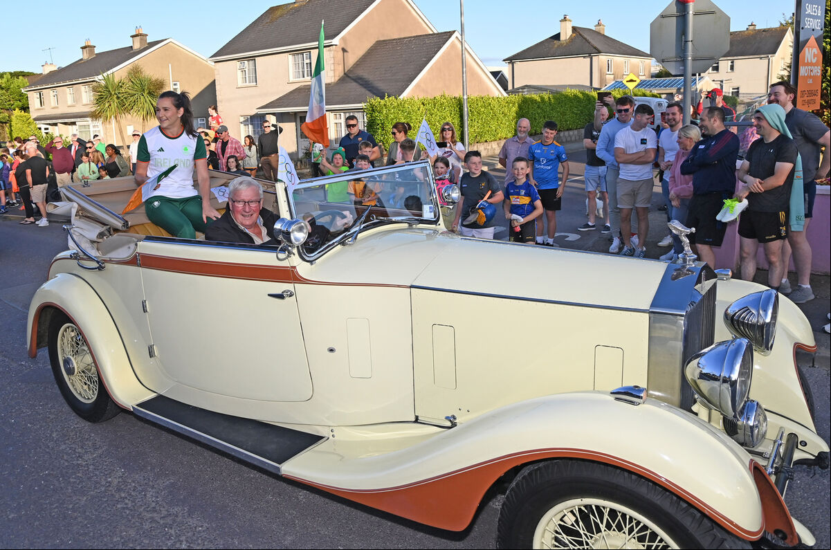 Phil Healy gets a hero's welcome home. Picture Eddie O'Hare Phil Healy gets a hero's welcome home. Picture Eddie O'Hare
