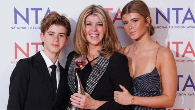 Kate Garraway dedicates National Television Award to late husband Derek Draper Kate Garraway dedicates National Television Award to late husband Derek Draper