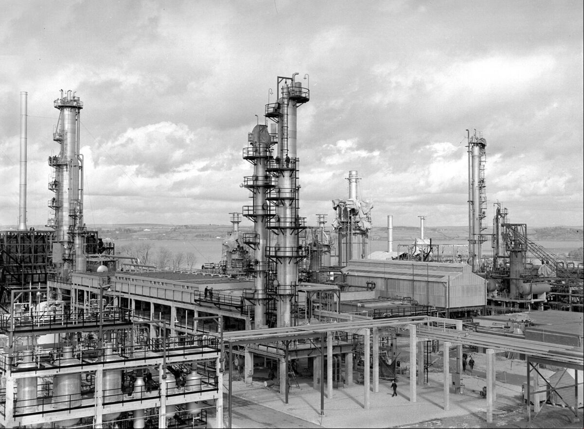 View of Oil Refinery at Whitegate, Co. Cork 01/04/1959 