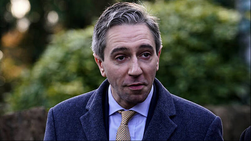 Simon Harris says ‘I feel really bad’ after encounter with carer in Cork Simon Harris says ‘I feel really bad’ after encounter with carer in Cork