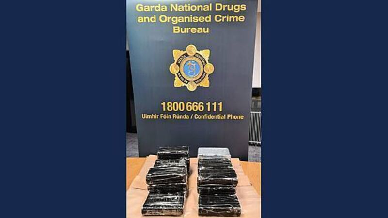 Two arrested after cocaine worth €1.4m and €15,000 cash seized in Blanchardstown Two arrested after cocaine worth €1.4m and €15,000 cash seized in Blanchardstown