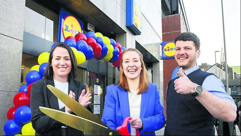 Cork GAA all-star cuts ribbon as city centre store reopens Cork GAA all-star cuts ribbon as city centre store reopens