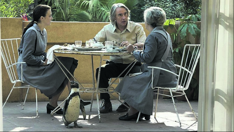 Film Review: This penguin tale takes flight Film Review: This penguin tale takes flight
