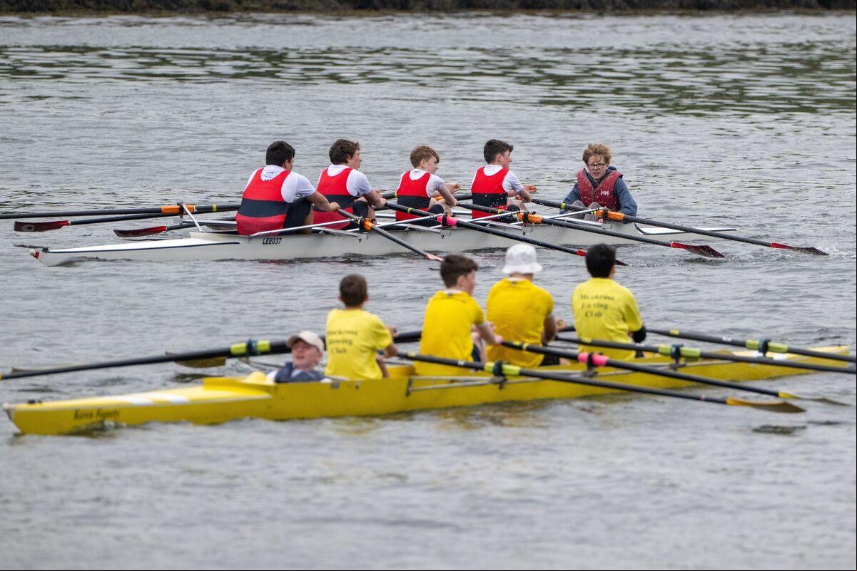 Muckross and Skibbereen fight for glory on the water during the Junior 13s boys race at the Lee Regatta in Cork. Picture Chani Anderson Muckross and Skibbereen fight for glory on the water during the Junior 13s boys race at the Lee Regatta in Cork. Picture Chani Anderson