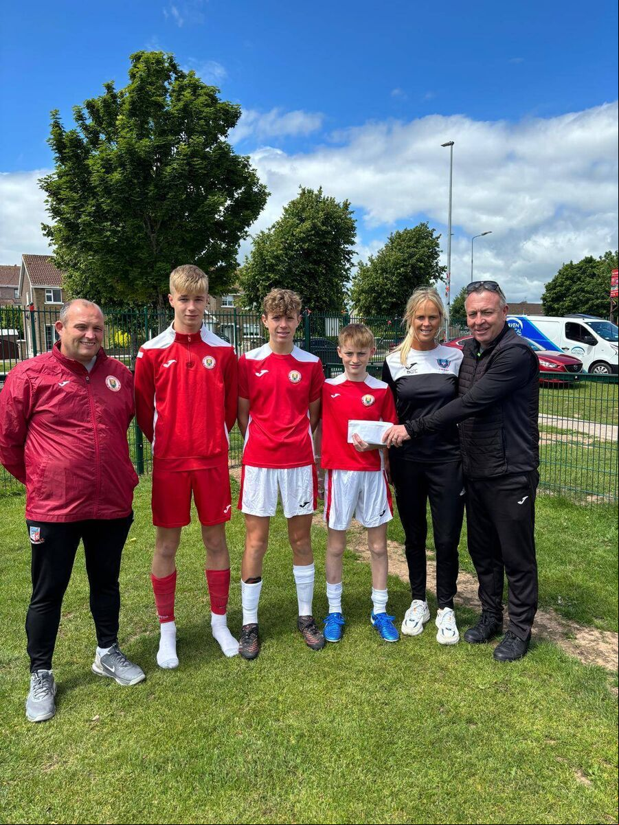 Ivan Bevan presenting a donation of funds raised from the Kieran Dunlea Memorial Game to the Kennedy Cup and management: Paul Higgins, Sean Hogan, Sean Dollard, Kieran Stack and Barbara O’Connell. Ivan Bevan presenting a donation of funds raised from the Kieran Dunlea Memorial Game to the Kennedy Cup and management: Paul Higgins, Sean Hogan, Sean Dollard, Kieran Stack and Barbara O’Connell.
